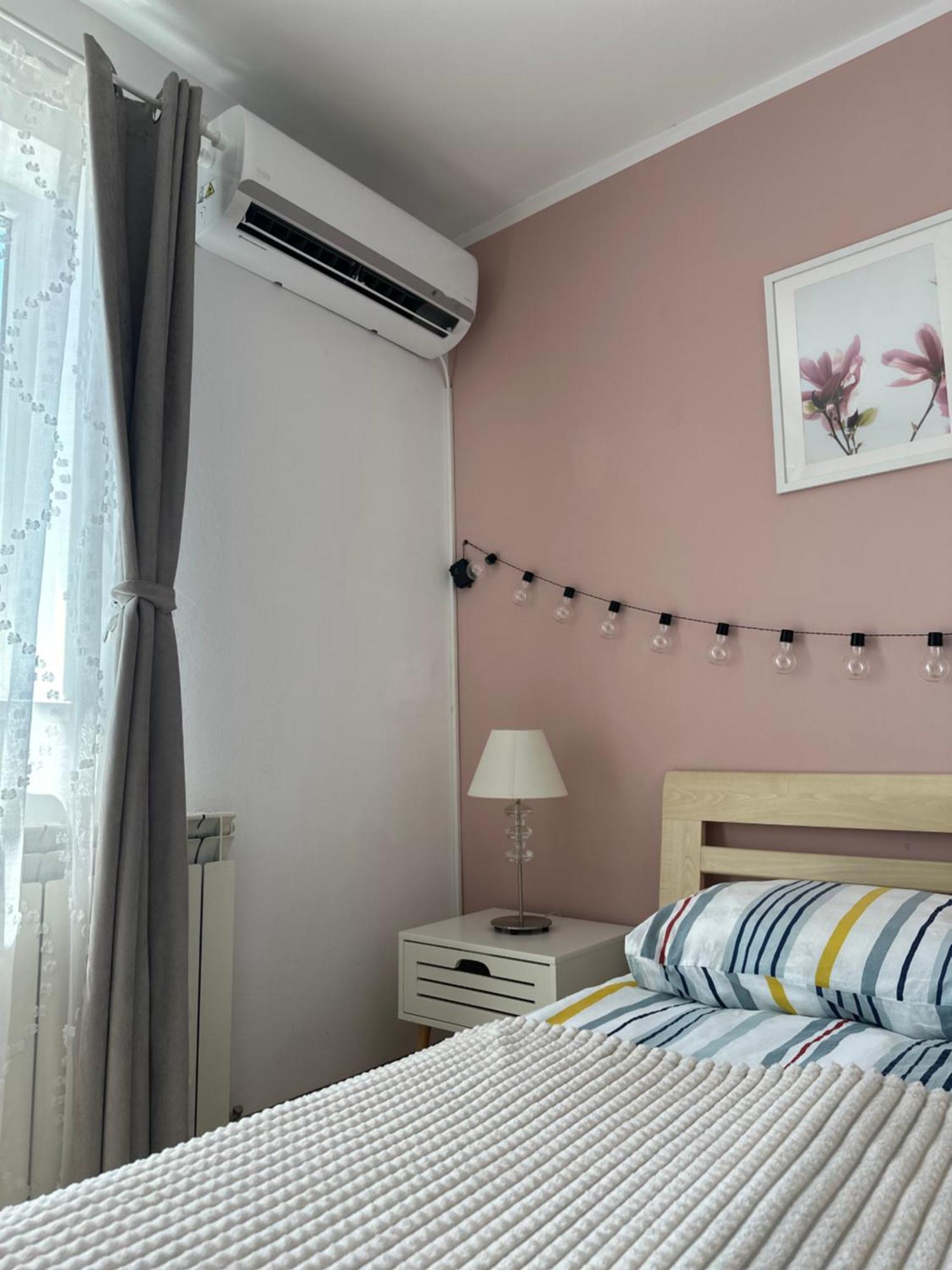 Sendy Apartman 2 Apartment Sfântu-Gheorghe Exterior foto